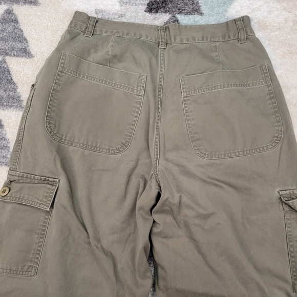 Y2K Olive Green Authentic 2000s khaki cargo pants size 13 - Picture 4 of 9